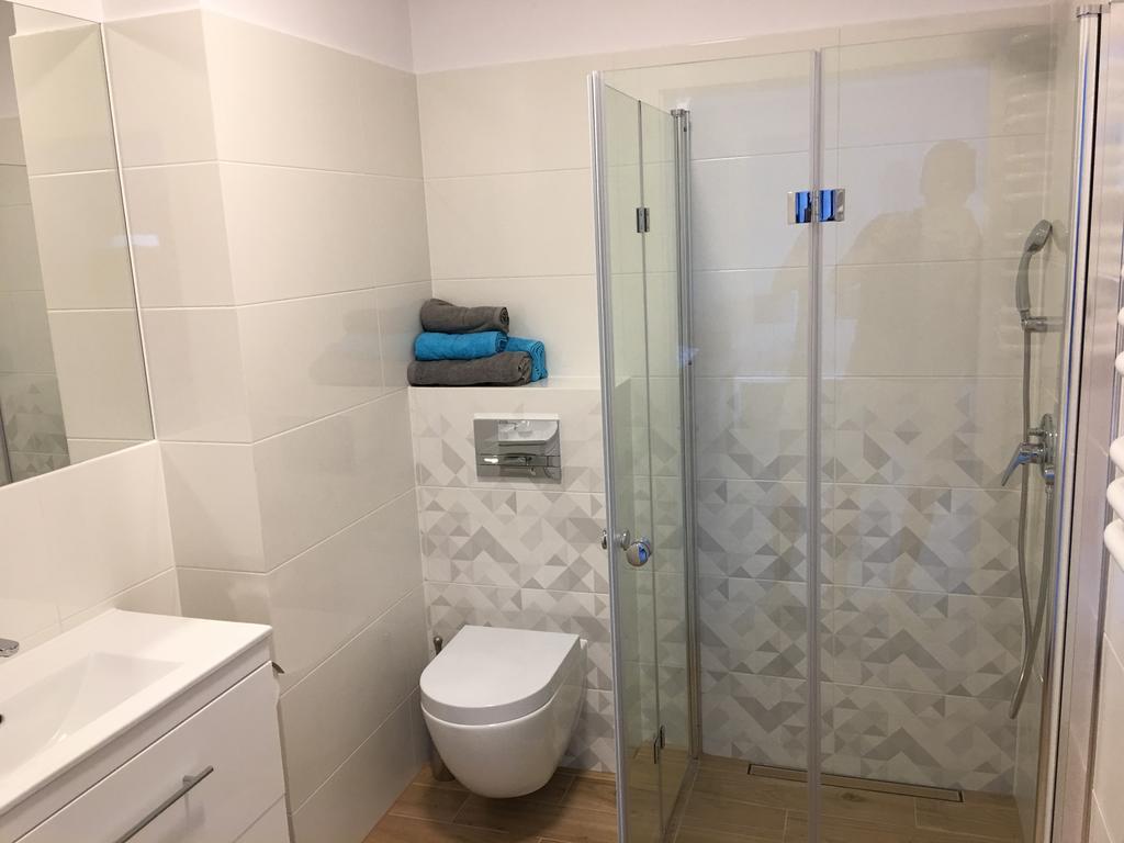 פוגורזליצה Apartament Silver מראה חיצוני תמונה