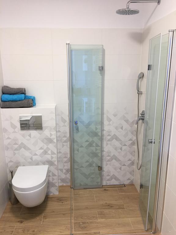פוגורזליצה Apartament Silver מראה חיצוני תמונה